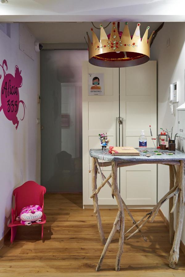 Pension Aliciazzz Bed And Breakfast Bilbao Bagian luar foto