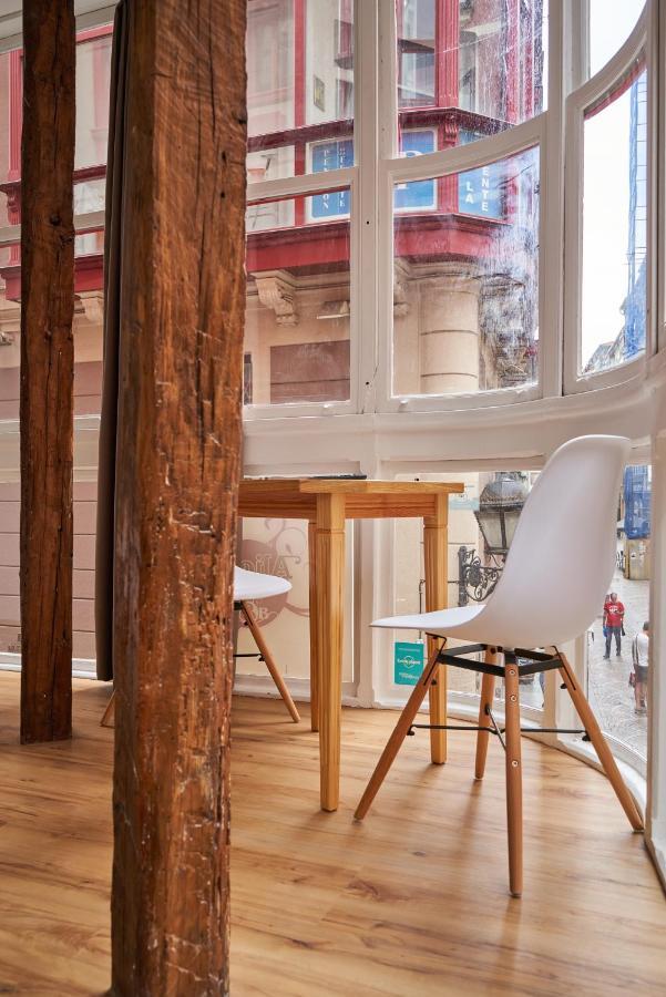 Pension Aliciazzz Bed And Breakfast Bilbao Bagian luar foto
