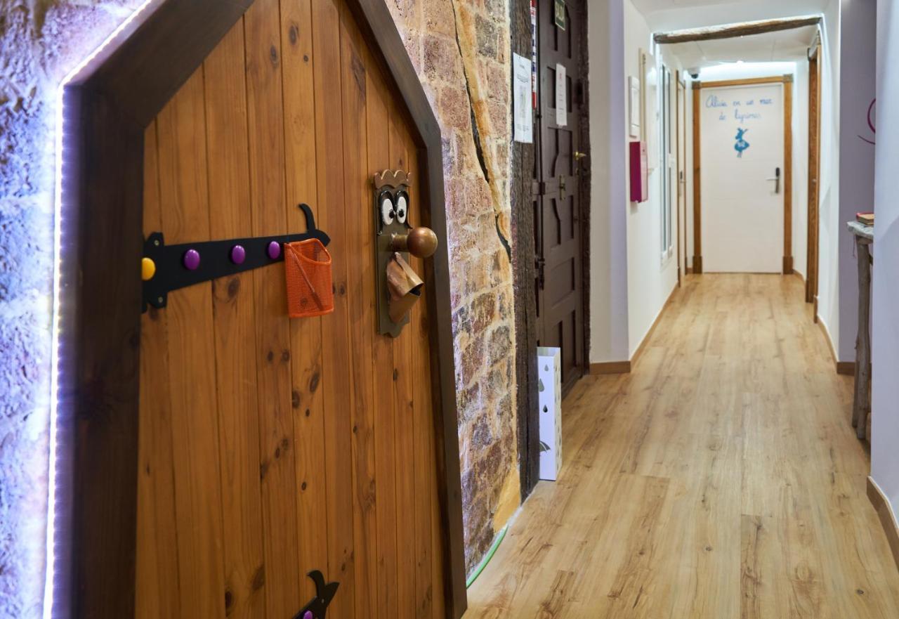Pension Aliciazzz Bed And Breakfast Bilbao Bagian luar foto
