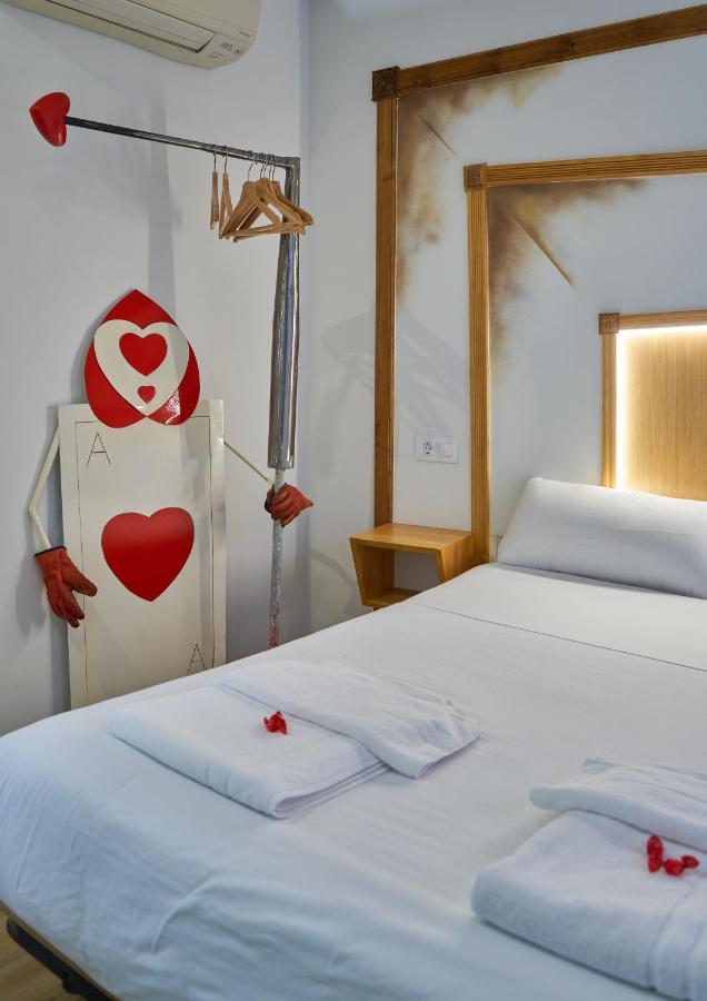 Pension Aliciazzz Bed And Breakfast Bilbao Bagian luar foto