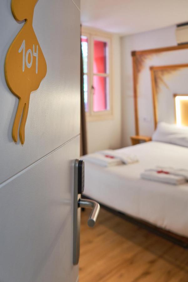 Pension Aliciazzz Bed And Breakfast Bilbao Bagian luar foto