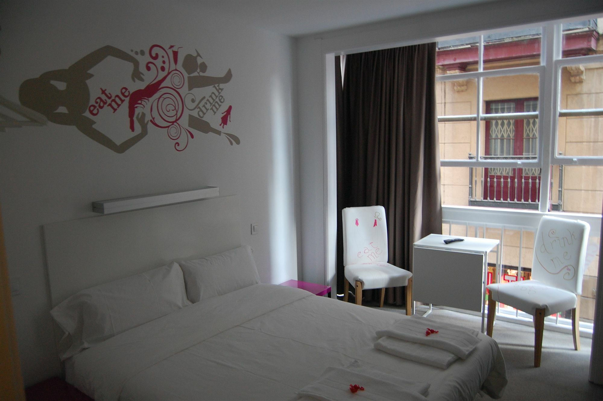 Pension Aliciazzz Bed And Breakfast Bilbao Bagian luar foto