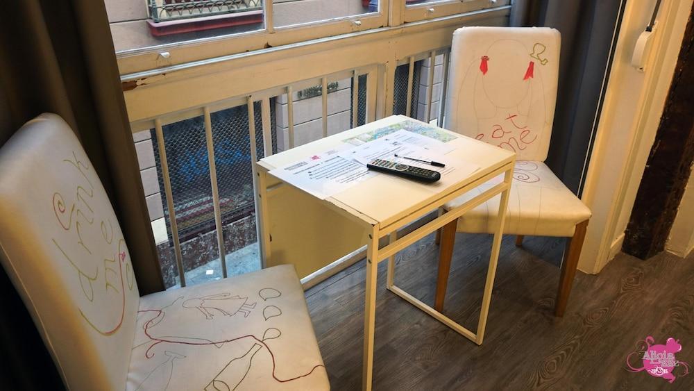 Pension Aliciazzz Bed And Breakfast Bilbao Bagian luar foto